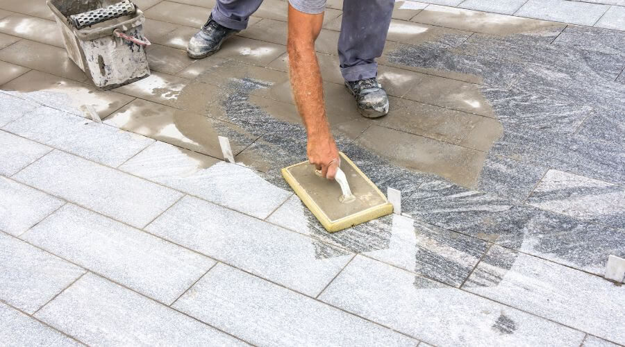 Professional gutter cleaning in Cherryvale, KS